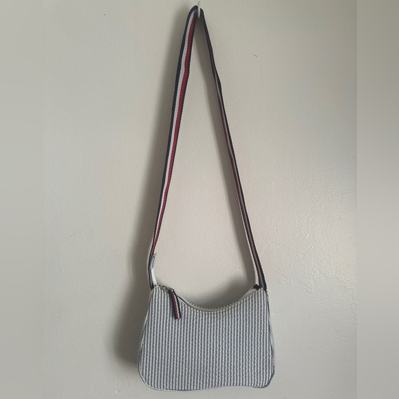 Tommy Hilfiger Kids' Seersucker Crossbody Bag - Picture 10 of 16